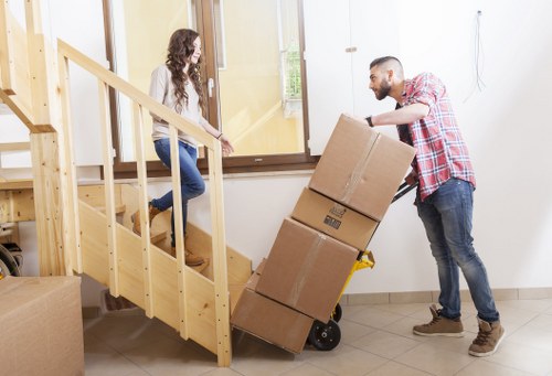House and flat removals assistance in Walworth