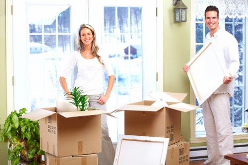 Local moving team handling access challenges on a Walworth street